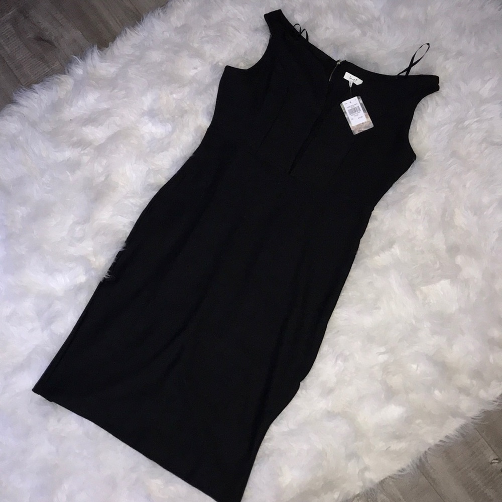 Plus size cocktail dress